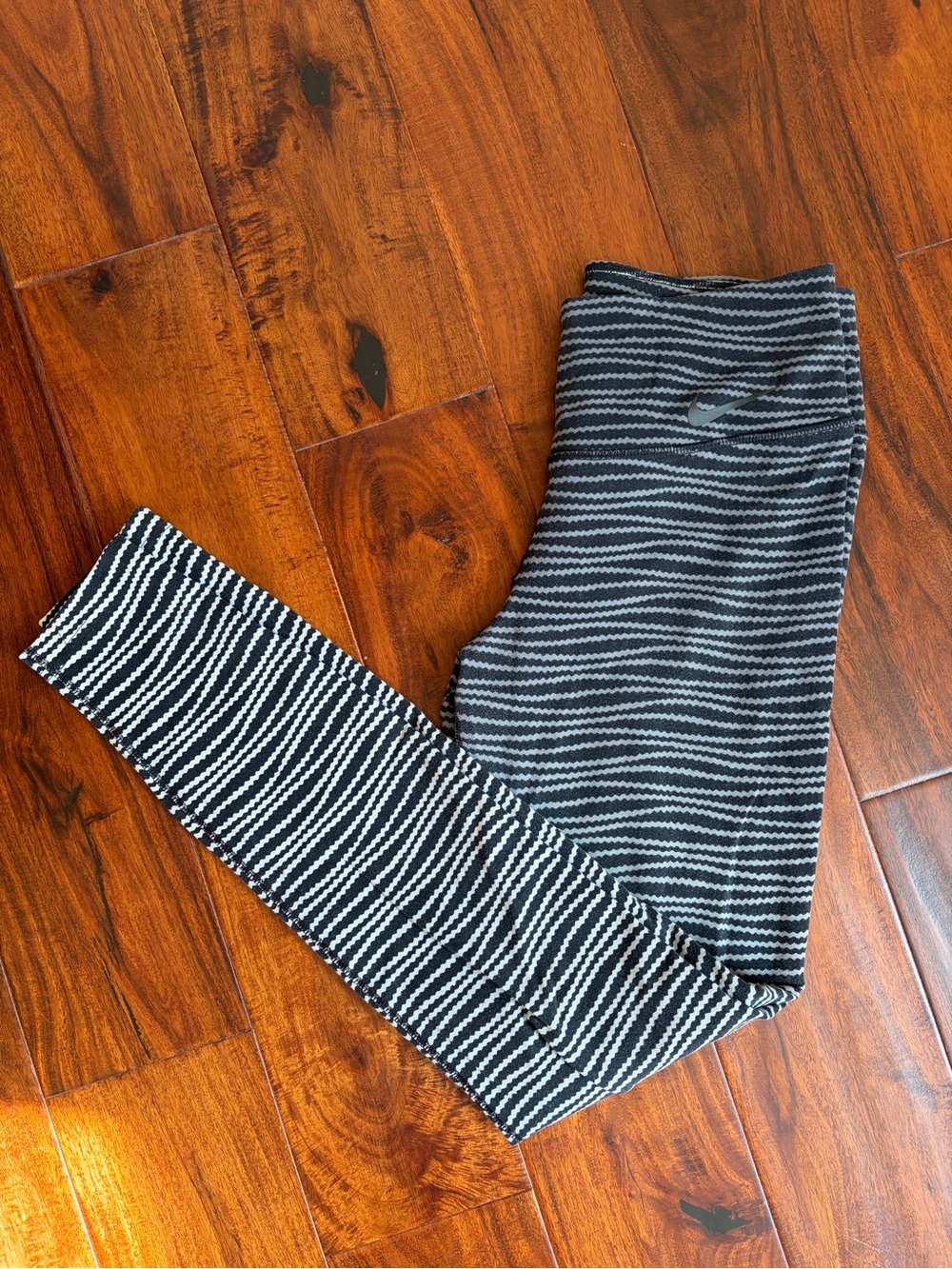 Nike | Women’s | Dri-Fit High-Waist Leggings | Size S